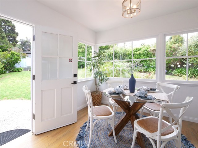 2100 Chelsea Road, Palos Verdes Estates CA: https://media.crmls.org/medias/b118eb9d-e90f-4794-82a8-9c99304a7453.jpg