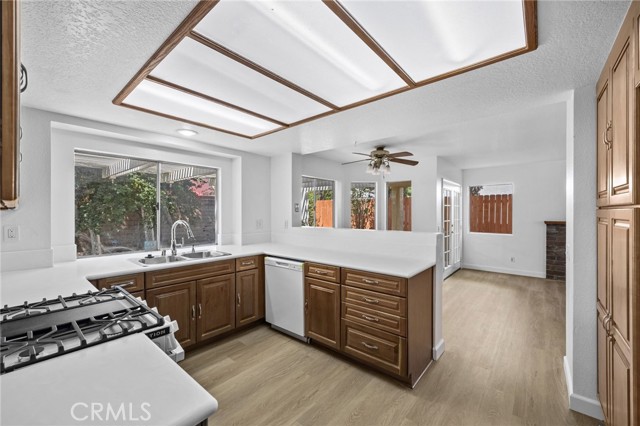 Detail Gallery Image 16 of 38 For 6792 Galveston Pl, Rancho Cucamonga,  CA 91701 - 4 Beds | 2/1 Baths