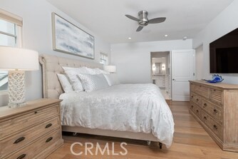 https://media.crmls.org/medias/b119880c-091d-4f7a-bf55-231c6e9a9bae.jpg?preset=X-Large