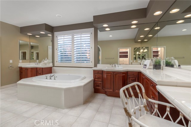 Detail Gallery Image 22 of 45 For 6471 Frampton Cir, Huntington Beach,  CA 92648 - 5 Beds | 4/1 Baths