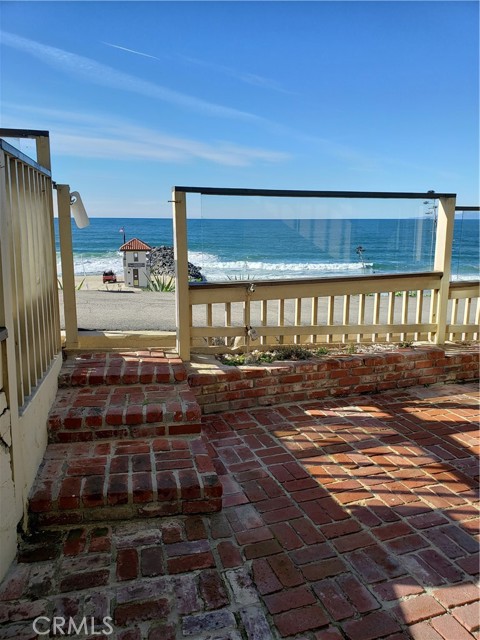 625 Esplanade, Redondo Beach, California 90277, 1 Bedroom Bedrooms, ,1 BathroomBathrooms,Residential,For Sale,Esplanade,SB23226251