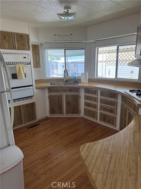 12700 2nd Street, Yucaipa CA: https://media.crmls.org/medias/b11a47bd-6c2c-4d7e-bc59-2bec9b047b22.jpg