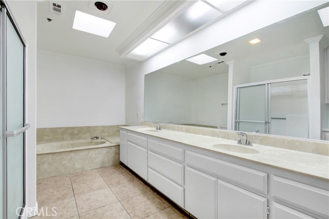 Detail Gallery Image 16 of 22 For 43195 Andrade Ave a,  Hemet,  CA 92544 - 2 Beds | 2 Baths