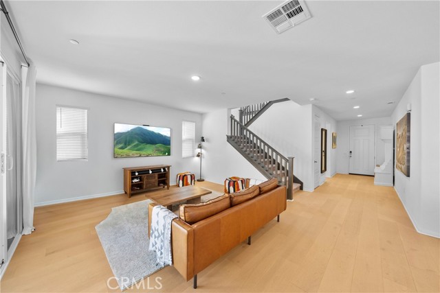 11298 Finders Court, Corona CA: https://media.crmls.org/medias/b11ab006-d447-4d4b-8cdf-abe1e503cb98.jpg