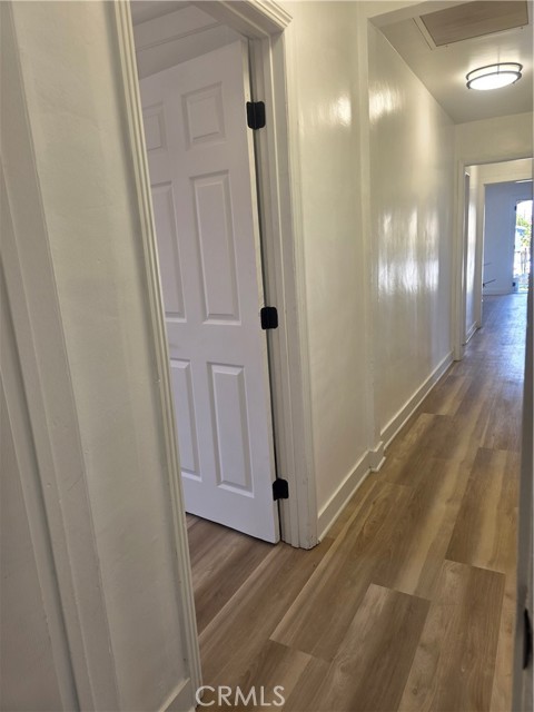 Detail Gallery Image 4 of 7 For 1228 W 89th, Los Angeles,  CA 90044 - 4 Beds | 2 Baths