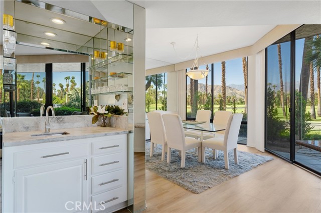 Detail Gallery Image 19 of 47 For 910 Island Drive #112,  Rancho Mirage,  CA 92270 - 2 Beds | 2 Baths