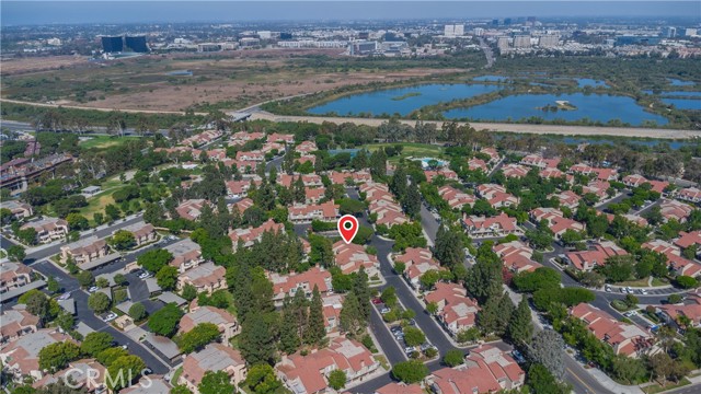Detail Gallery Image 2 of 30 For 80 Stanford Ct #40,  Irvine,  CA 92612 - 2 Beds | 2 Baths