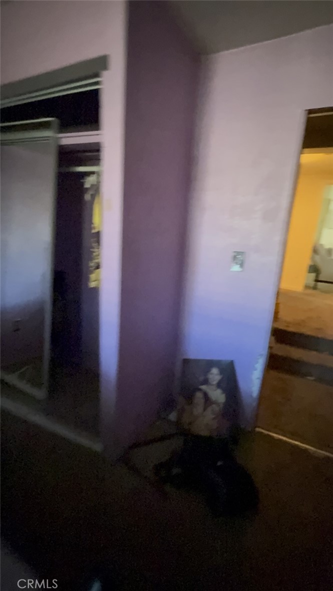 https://media.crmls.org/medias/b11ca405-3c7e-4413-b00d-d98742d12a73.jpg?preset=X-Large