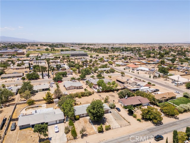 Detail Gallery Image 32 of 38 For 10004 Oakwood Ave, Hesperia,  CA 92345 - 2 Beds | 2 Baths