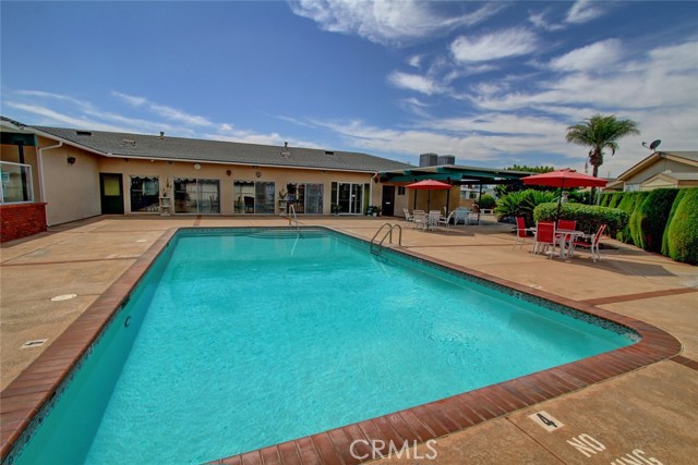 Detail Gallery Image 25 of 31 For 10681 Oak St #52,  Los Alamitos,  CA 90720 - 3 Beds | 2 Baths