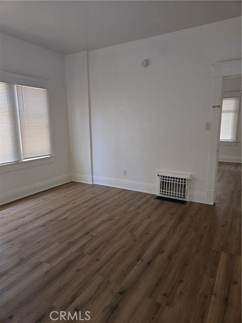 Detail Gallery Image 4 of 44 For 209 S Birch St #B,  Santa Ana,  CA 92701 - 1 Beds | 1 Baths