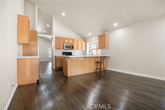13006 August Circle, Riverside CA: https://media.crmls.org/medias/b11da2dd-7d42-47ee-9ac7-e1a85f8ee89a.jpg