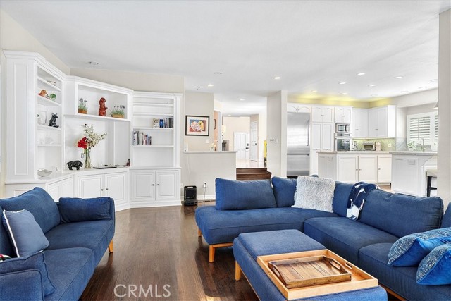 2301 Walnut Avenue, Manhattan Beach, California 90266, 4 Bedrooms Bedrooms, ,3 BathroomsBathrooms,Residential,Sold,Walnut,SB22033691