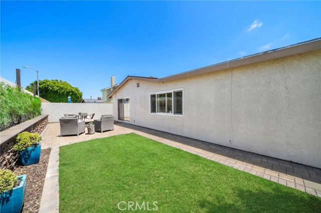 Detail Gallery Image 36 of 38 For 9181 Sherry Cir, Huntington Beach,  CA 92646 - 4 Beds | 2 Baths