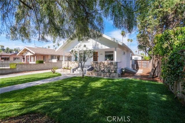 3716 & 3714 Rosemead Avenue, Los Angeles CA: https://media.crmls.org/medias/b11e8628-afba-4e6b-88fd-ba02d3c1574a.jpg