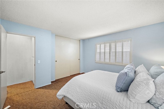 11551 Gladstone Circle, Fountain Valley CA: https://media.crmls.org/medias/b11eafe1-08ff-43ef-9d64-baf61f59e4ee.jpg