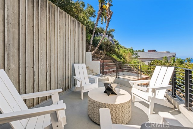 Detail Gallery Image 29 of 38 For 901 Summit Dr, Laguna Beach,  CA 92651 - 4 Beds | 3 Baths