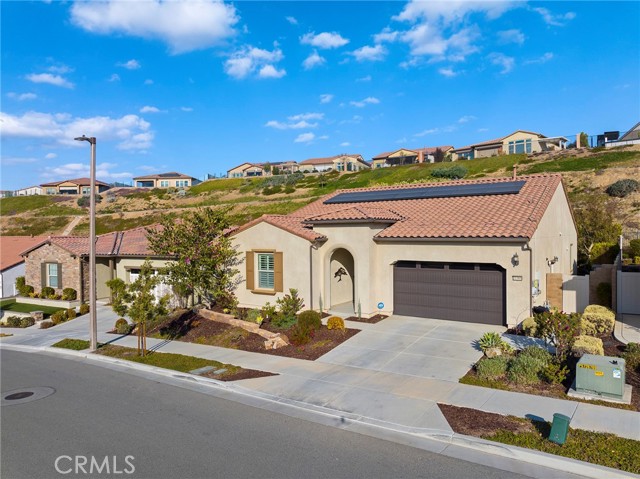 11360 Alton Drive, Corona CA: https://media.crmls.org/medias/b1219158-3bf7-4fc7-ab02-b3f70167550a.jpg