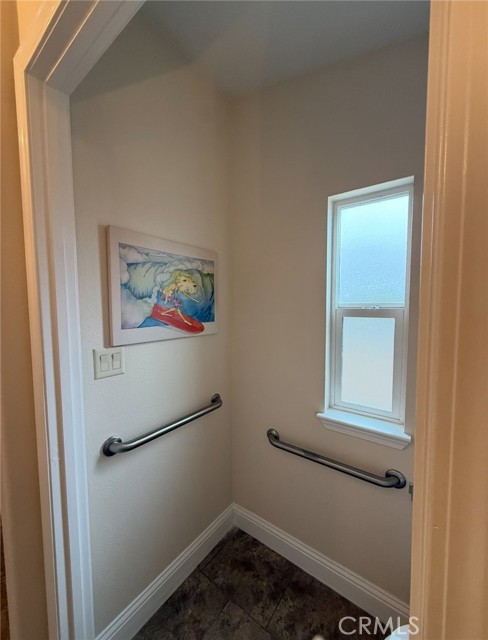 Detail Gallery Image 21 of 41 For 4382 Lahaina Dr, Huntington Beach,  CA 92649 - 3 Beds | 2 Baths