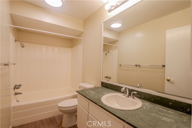 Detail Gallery Image 12 of 24 For 424 N Bellflower Bld #216,  Long Beach,  CA 90814 - 1 Beds | 1 Baths