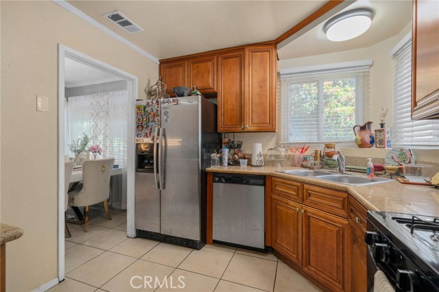 Detail Gallery Image 7 of 32 For 13066 13th St, Chino,  CA 91710 - – Beds | – Baths