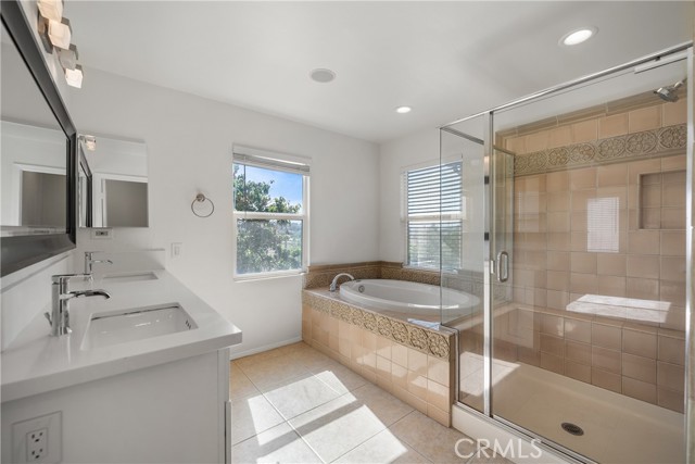 Detail Gallery Image 20 of 42 For 28907 Mirada Circulo, Valencia,  CA 91354 - 3 Beds | 3 Baths