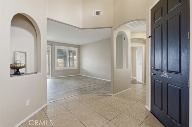 Detail Gallery Image 6 of 32 For 740 Bahama, Hemet,  CA 92543 - 3 Beds | 2 Baths