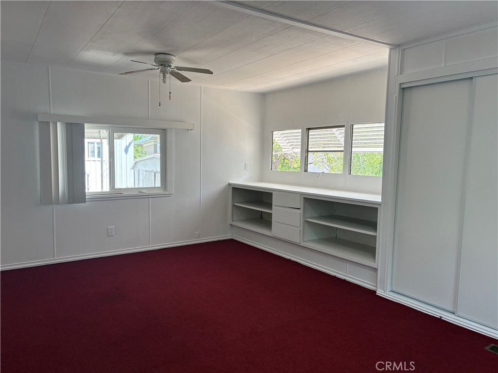 2300 Valley Parkway - photo 12