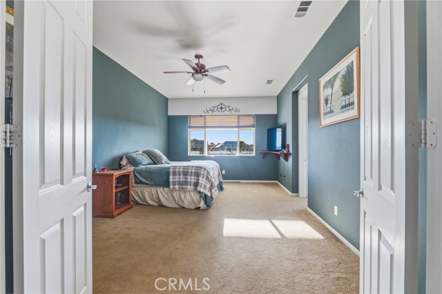 Detail Gallery Image 12 of 32 For 11090 Dandelion Ln, Apple Valley,  CA 92308 - 4 Beds | 3 Baths