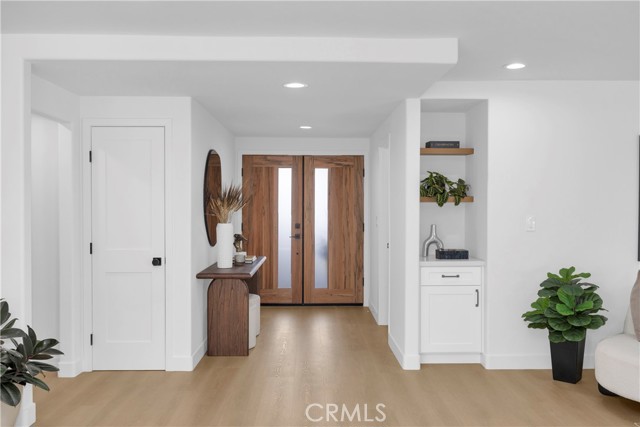 Image 7 of 60 For 21032 Shepherd