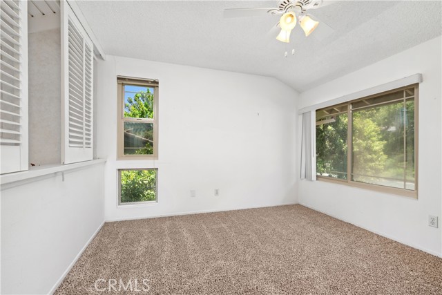Detail Gallery Image 31 of 40 For 652 via Zapata, Riverside,  CA 92507 - 3 Beds | 2/1 Baths
