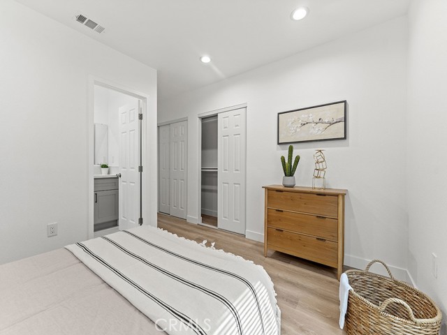 Detail Gallery Image 11 of 13 For 1411 W 7th St, Santa Ana,  CA 92703 - 3 Beds | 2 Baths