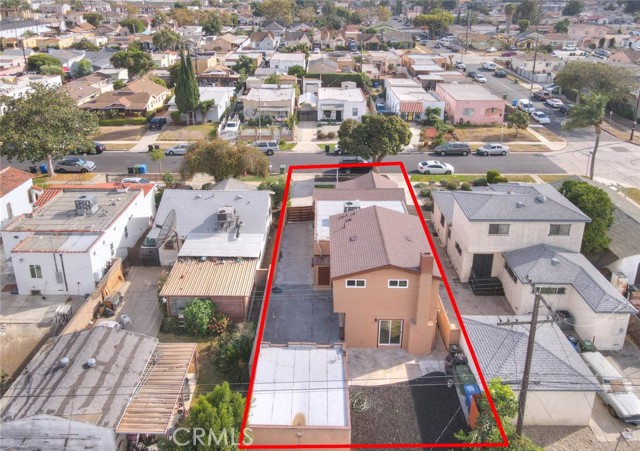 547 W 106th Street, Los Angeles CA: https://media.crmls.org/medias/b126caff-3857-40b2-8eca-1be0175a41e6.jpg