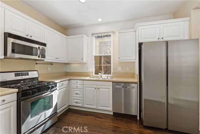 Detail Gallery Image 13 of 42 For 66 Greenhouse, Irvine,  CA 92603 - 3 Beds | 2/1 Baths