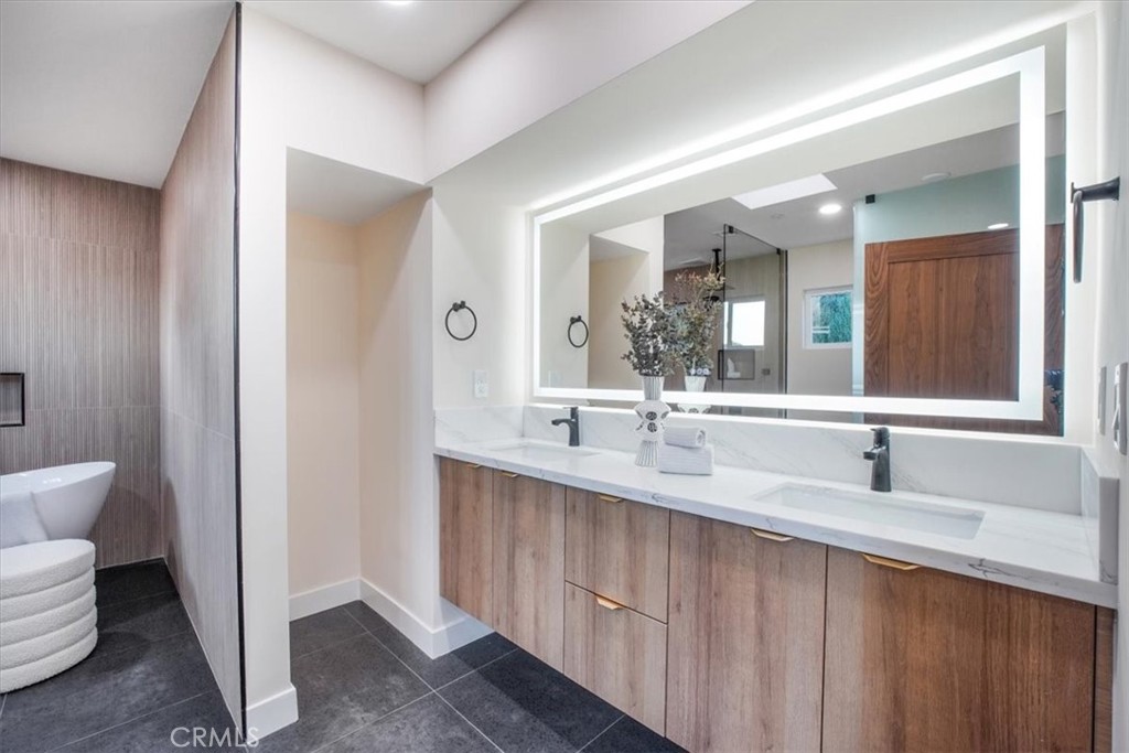 MLS #DW25227785 image #20