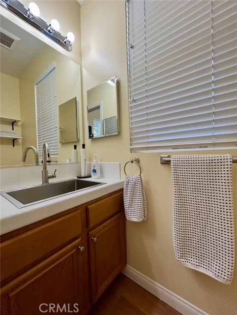 Detail Gallery Image 8 of 11 For 483 Lyle Dr, Hemet,  CA 92545 - 0 Beds | 1 Baths