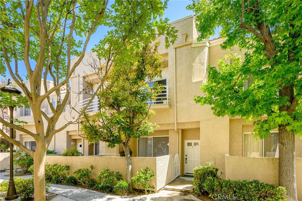 25703 Holiday Circle