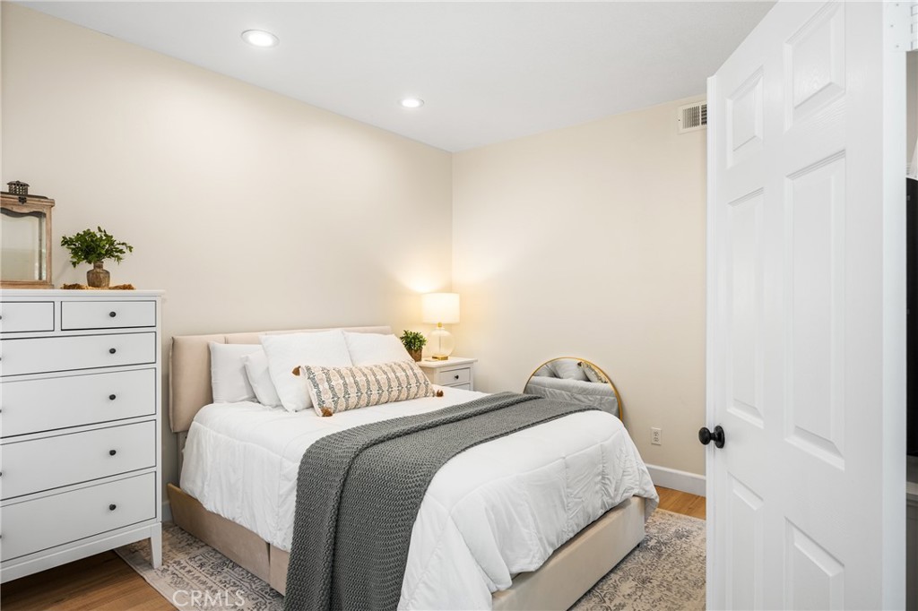 B12a021b 9d83 4e28 92ee 34617f031c01