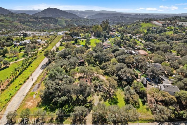 Detail Gallery Image 25 of 29 For 1239 Rainbow Valley Bld, Fallbrook,  CA 92028 - 3 Beds | 2 Baths