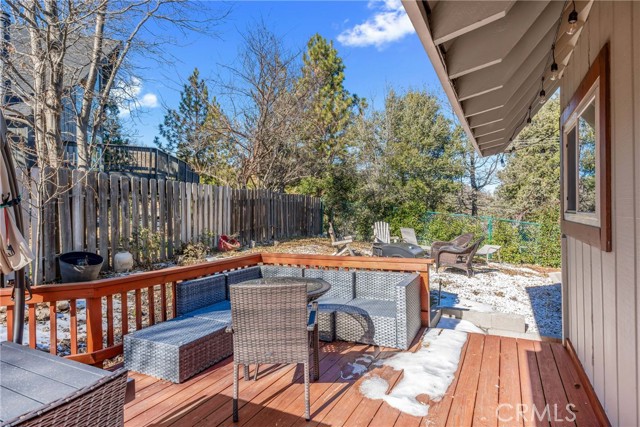 Detail Gallery Image 5 of 40 For 27919 St Bernard Ln, Lake Arrowhead,  CA 92352 - 4 Beds | 2/1 Baths