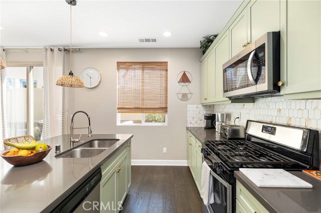 Detail Gallery Image 19 of 46 For 35334 Marabella Ct, Winchester,  CA 92596 - 3 Beds | 2/1 Baths