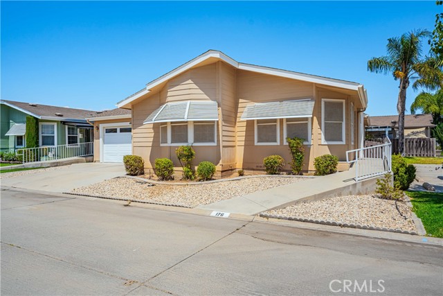 Detail Gallery Image 1 of 1 For 27250 Murrieta Rd #176,  Menifee,  CA 92586 - 2 Beds | 2 Baths