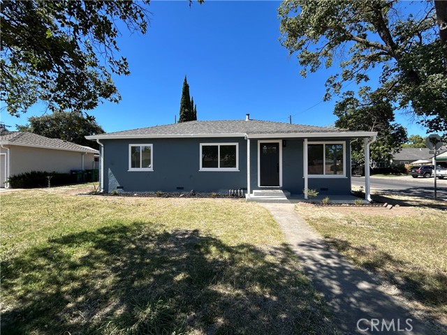 283 E Churchill Street, Stockton CA: https://media.crmls.org/medias/b12bd879-ae48-47e2-979b-1f53085600ad.jpg