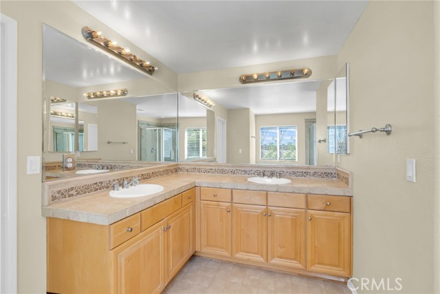 Detail Gallery Image 23 of 36 For 20663 Azalea Terrace Rd, Riverside,  CA 92508 - 3 Beds | 2/1 Baths