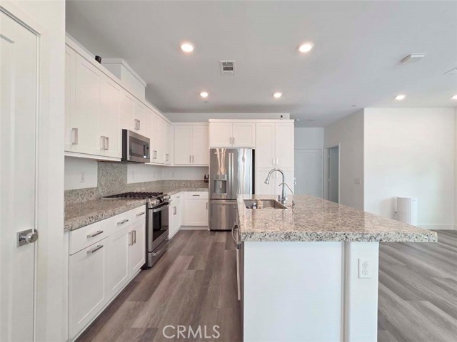 Detail Gallery Image 2 of 24 For 12060 Turnleaf Ave, Whittier,  CA 90602 - 4 Beds | 3 Baths