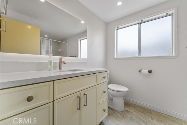 Detail Gallery Image 28 of 39 For 2116 via Caliente, Fullerton,  CA 92833 - 5 Beds | 3 Baths