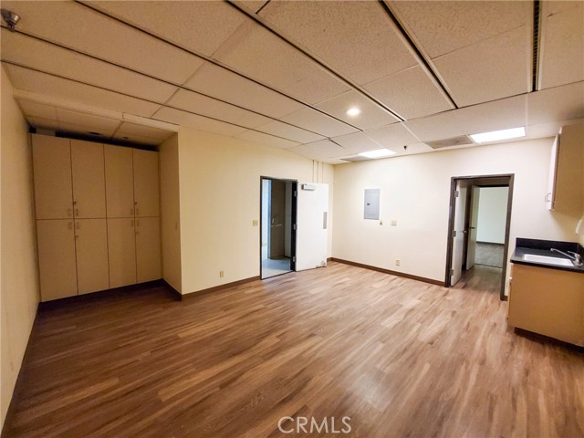 18523 Corwin Road, Apple Valley, California 92307, ,Commercial Lease,For Rent,18523 Corwin Road,CRHD25036061