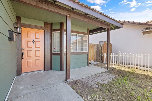 Detail Gallery Image 3 of 27 For 1171 State St, Hanford,  CA 93230 - 3 Beds | 2 Baths