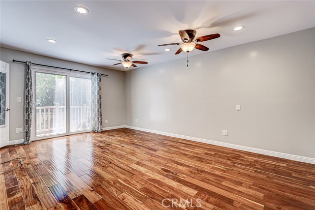 Detail Gallery Image 23 of 29 For 1030 5th St, Hermosa Beach,  CA 90254 - 3 Beds | 2 Baths