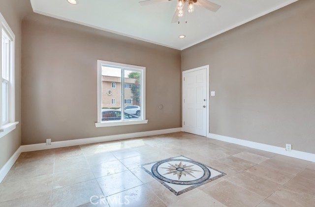 Detail Gallery Image 5 of 35 For 1009 Coronado Ave #4,  Long Beach,  CA 90804 - 2 Beds | 1 Baths